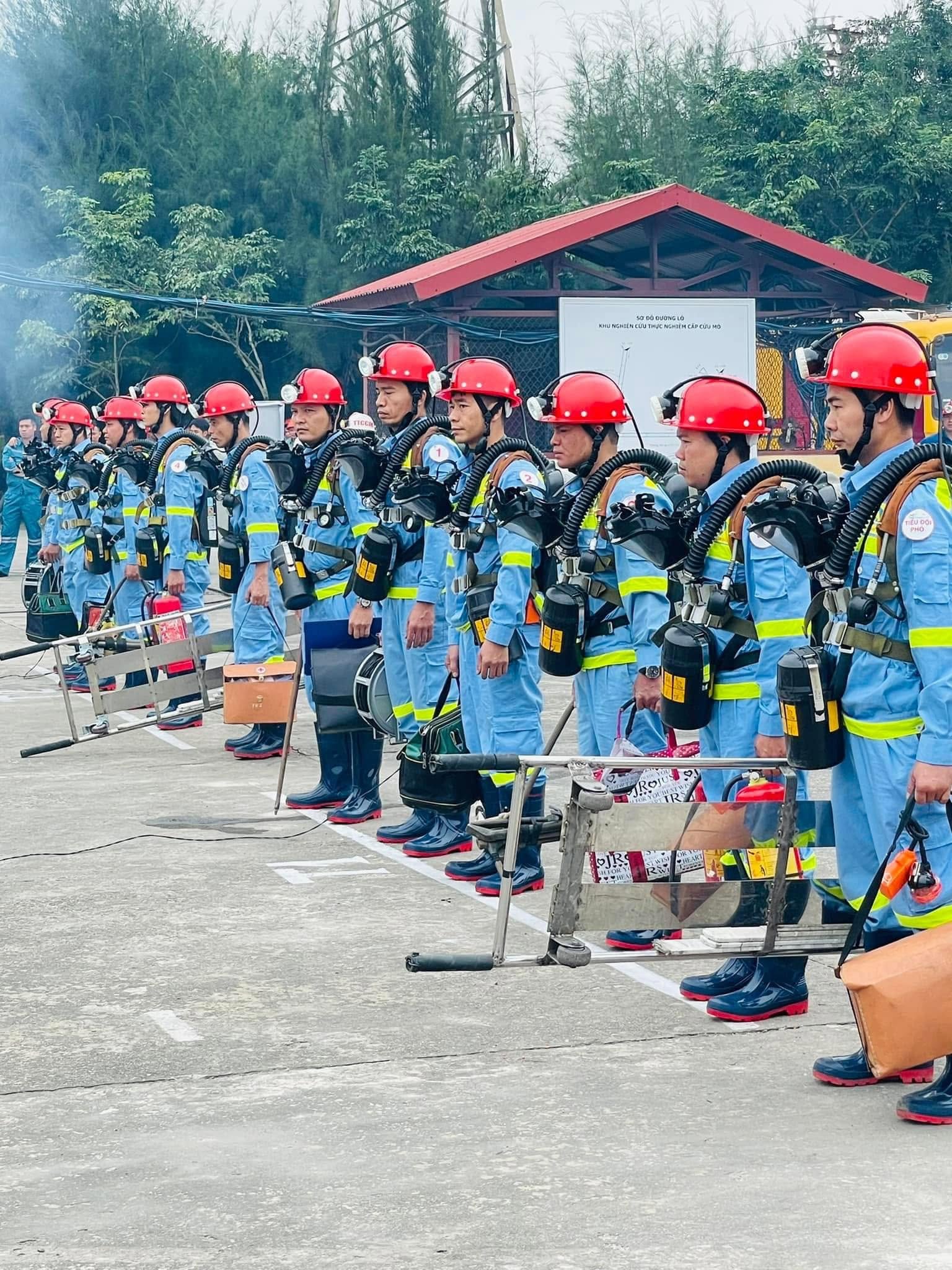 Nâng cao chất lượng đội ngũ cấp cứu mỏ bán chuyên